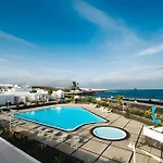 8 - Caleta Campos *